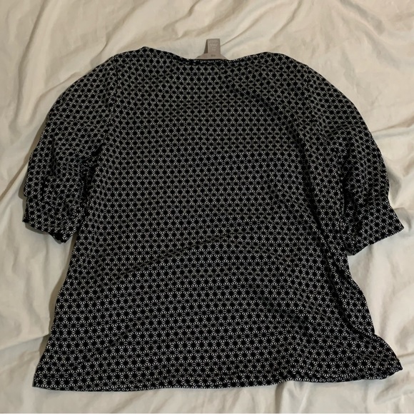 H&M Patterned Blouse - Picture 2 of 3